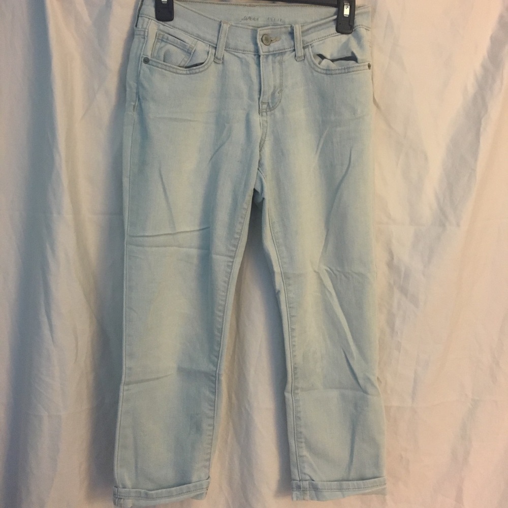 Capri Jeans